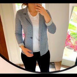 Comfy yet classy cotton blazer